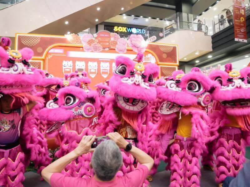 tarian singa dan csr